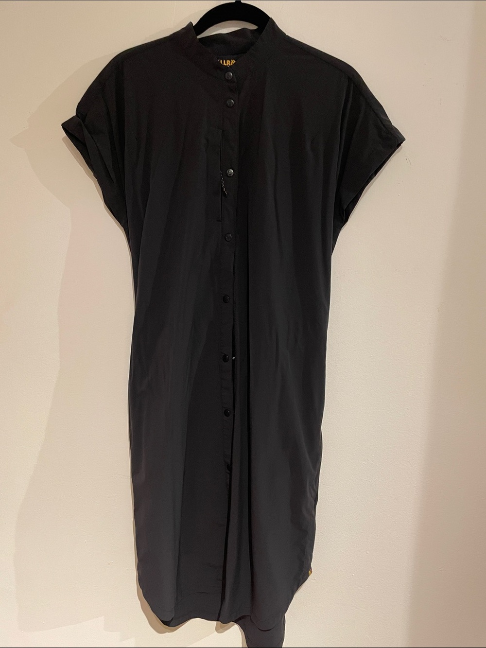 Fjallraven Black Short-Sleeve Button-Front Midi Dress